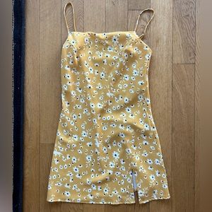 Princess Polly - yellow floral mini dress w slit size 0